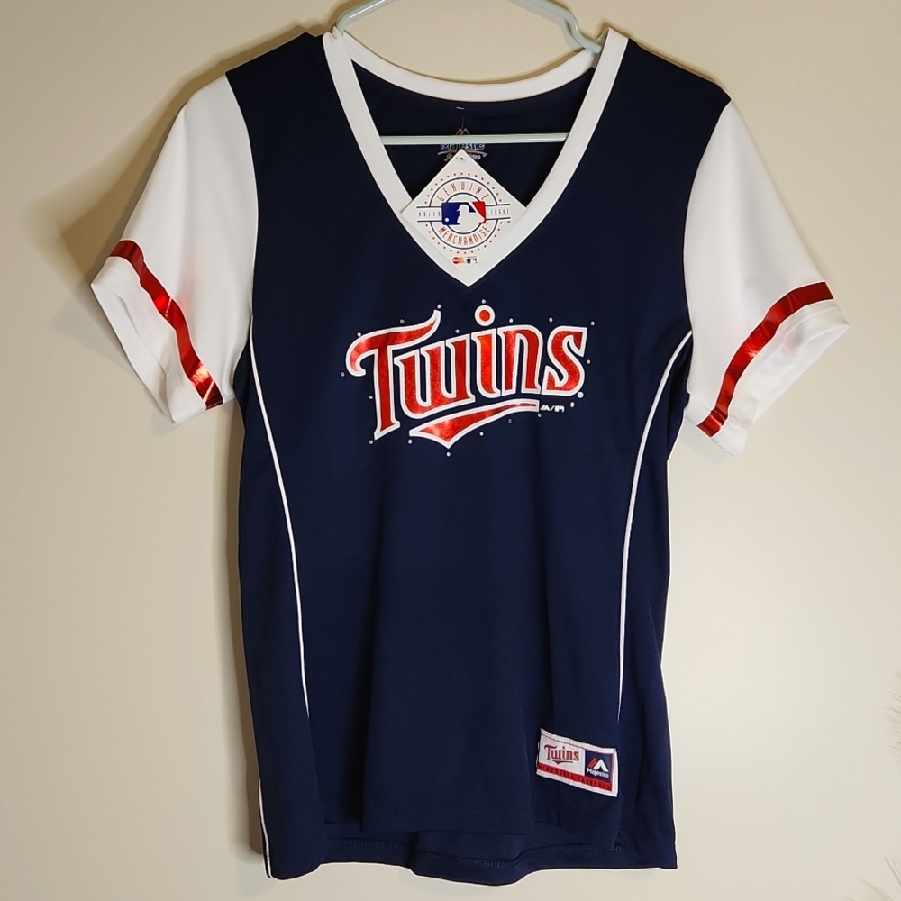 NWT Majestic Athletics Womens Minnestoa Twins Baseball Polyester V Neck Shirt M